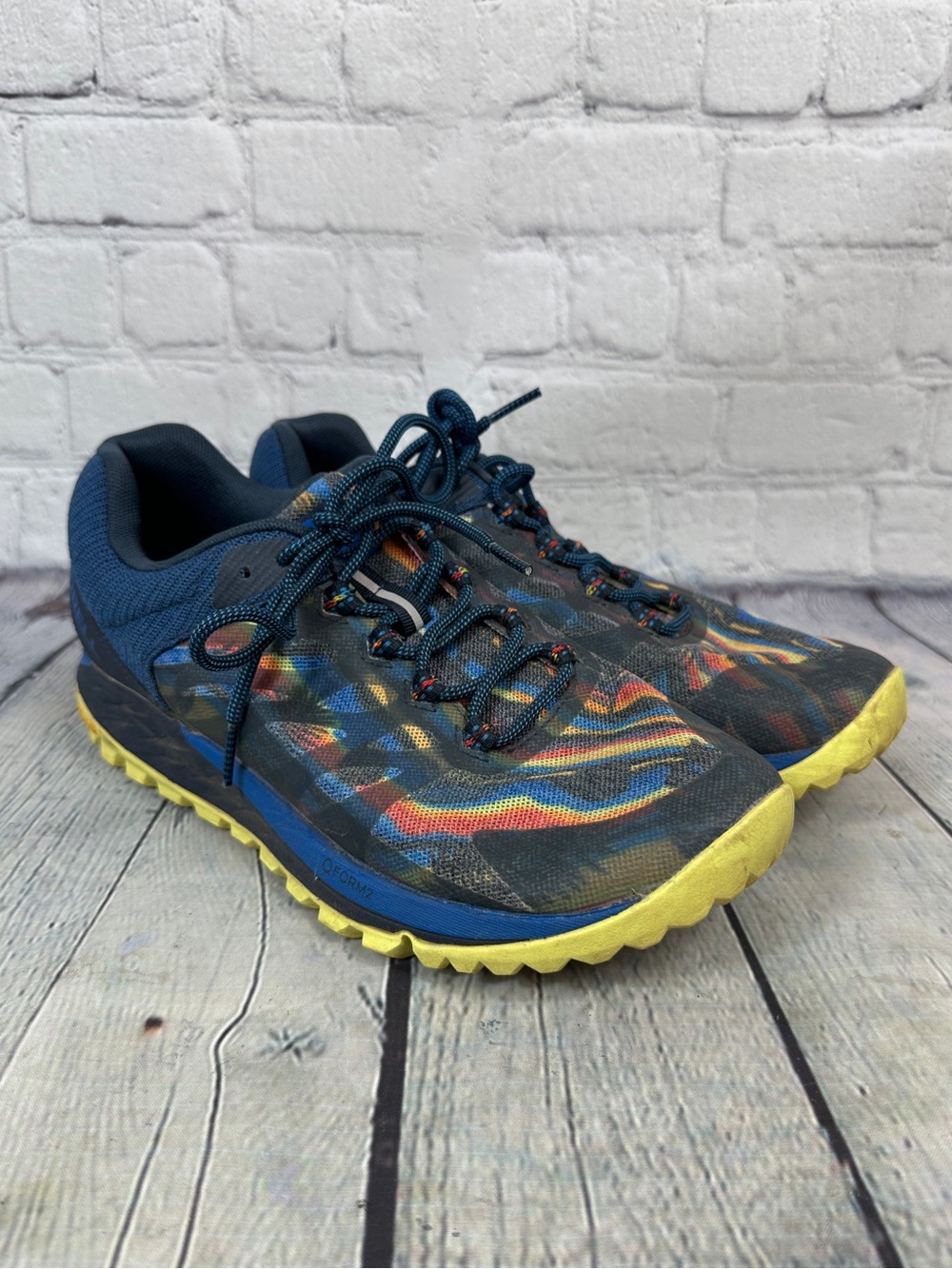 Merrell Women's Antora 2 trail running shoes Rainbow Mountain size 8.5